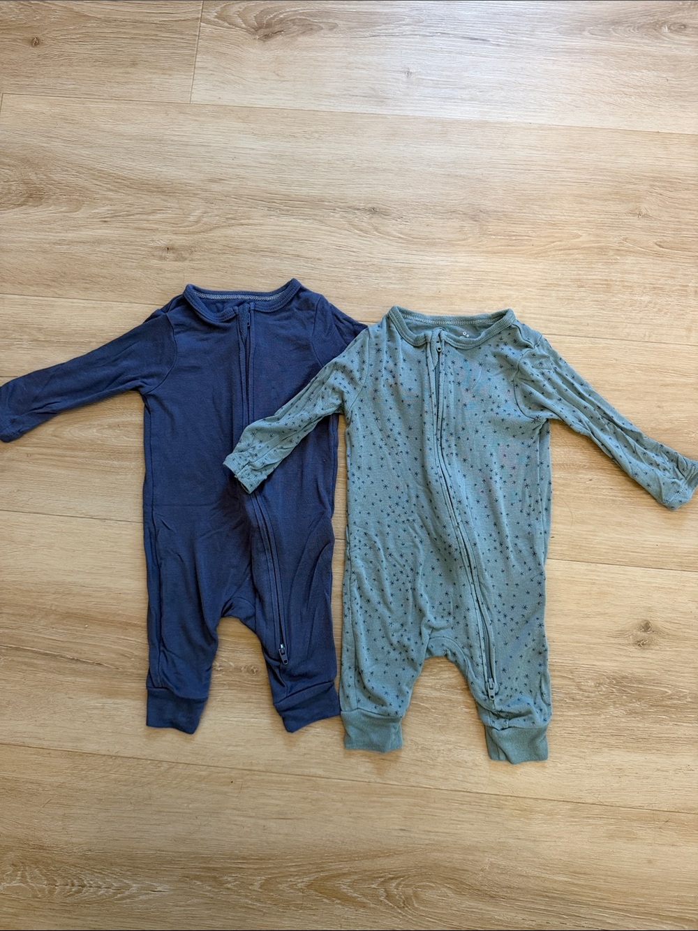 cloud island Navy & Sage Zip-Up Baby One-Piece Footies